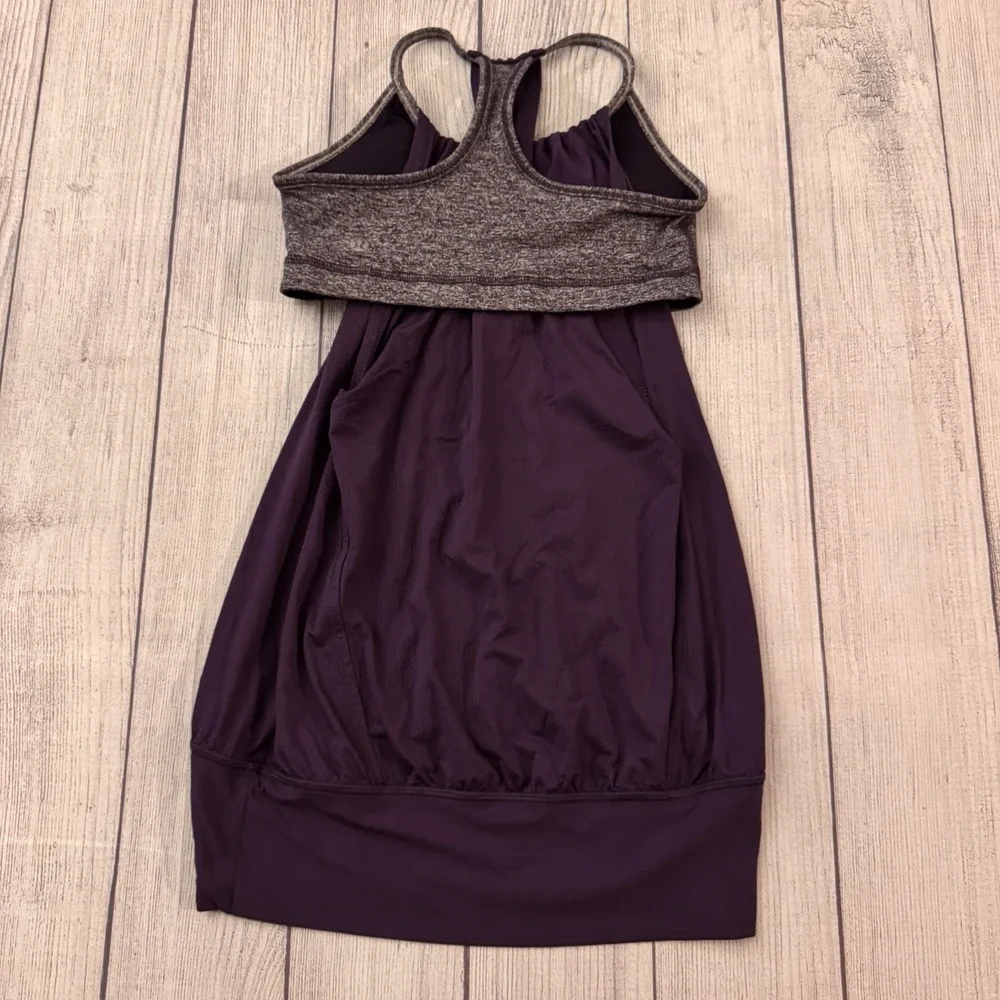 Lululemon Women's Size 4 Purple Athletic Workout Tank Top Built In Bra